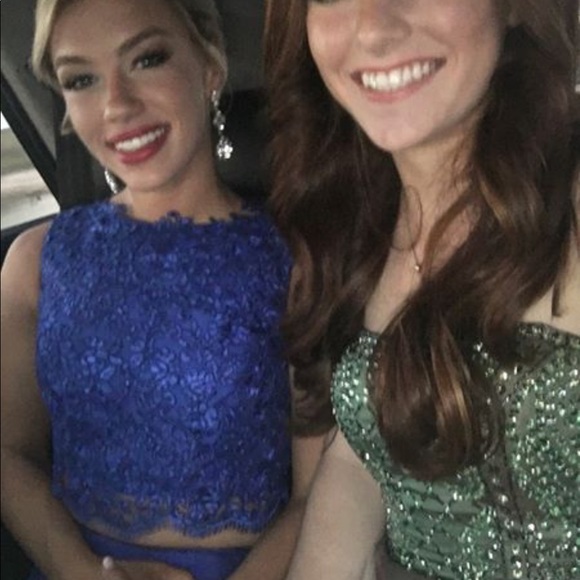 Dress on the left 🤩 - Picture 2 of 3